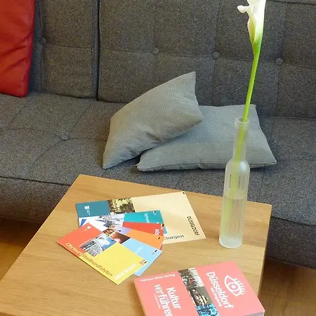 Lessing-apartment شقة *
