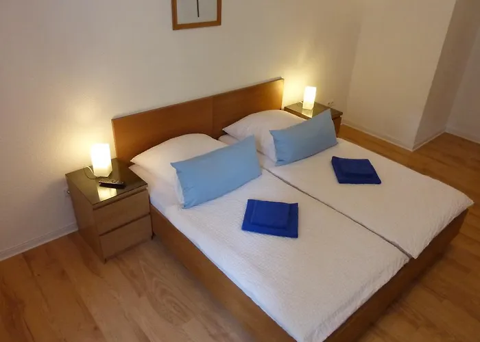 Daire Lessing-apartment Düsseldorf