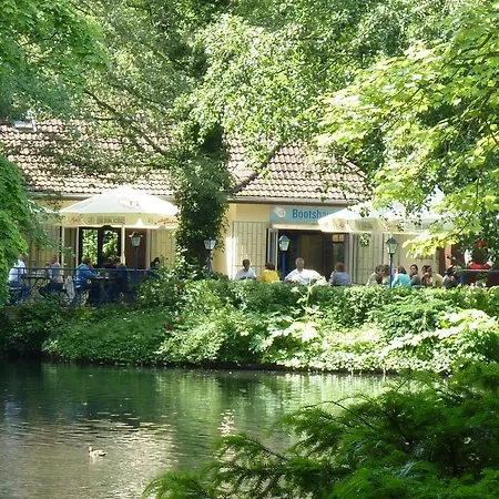 レッシング アパート デュッセルドルフ